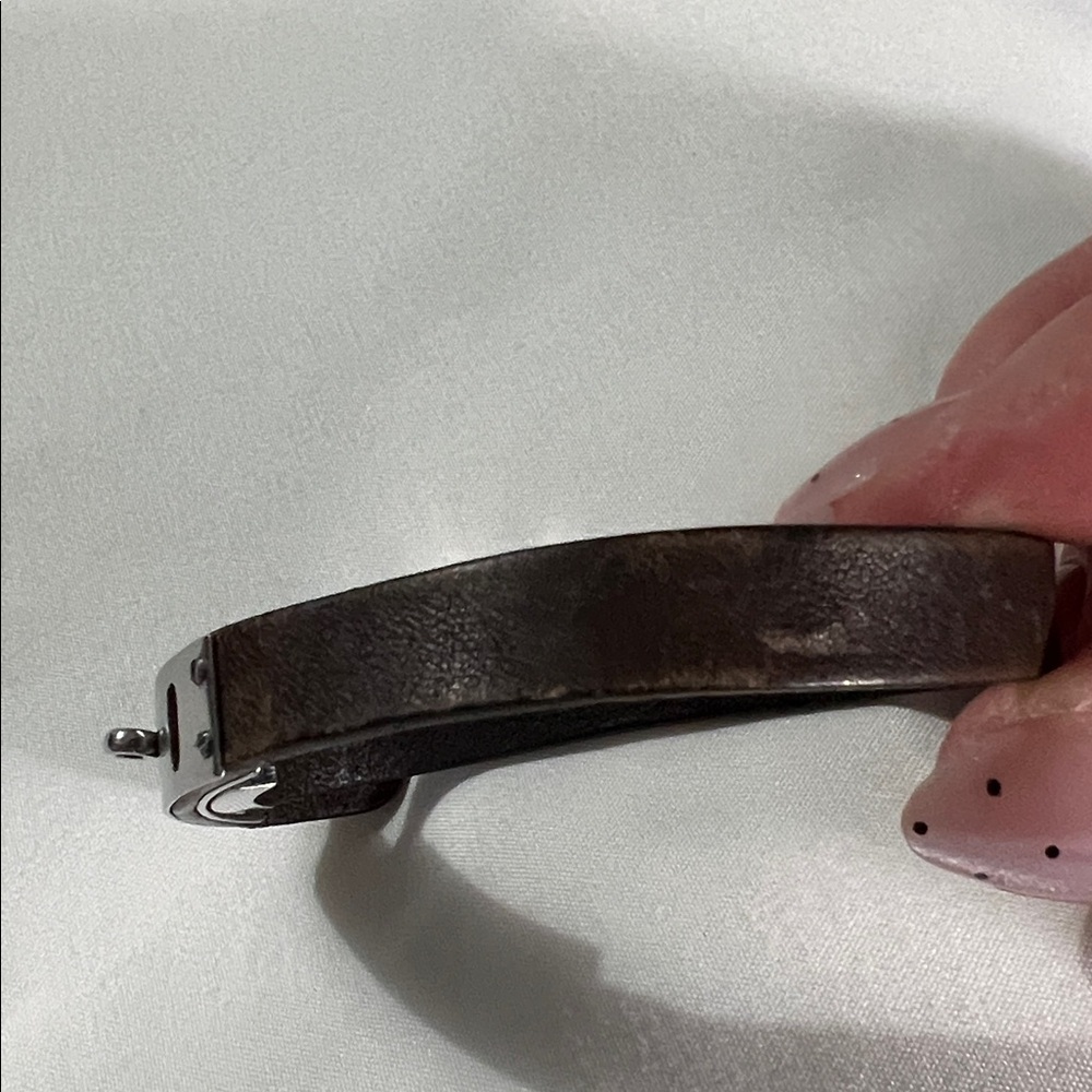 Fossil Leather & Silver Hardware Bracelet - Picture 8 of 8